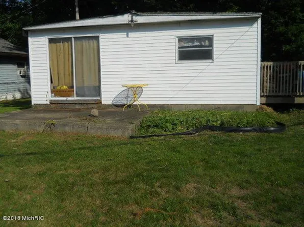 15417 Joseph St, Vandalia, MI 49095