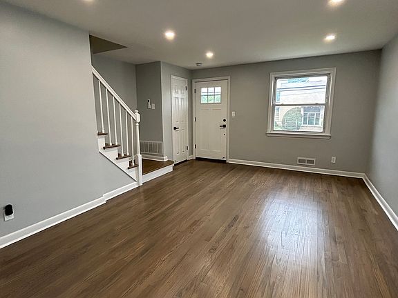 3rd image of 234 Watchung Ave #234