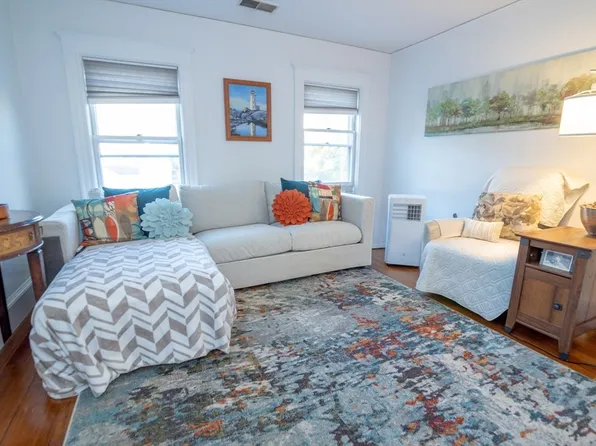 105-107 Goddard St #3, Quincy, MA 02169