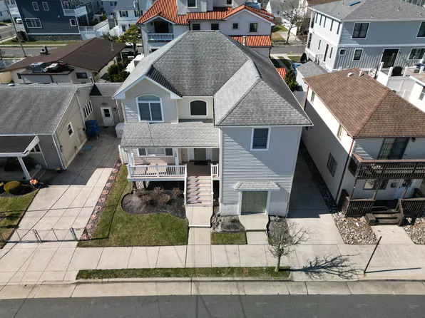 106 N Coolidge Ave, Margate, NJ 08402