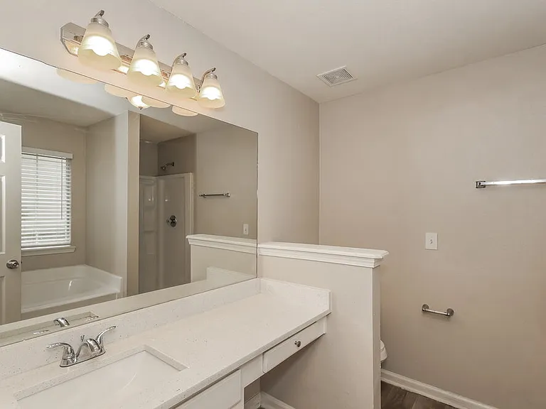 4423 Ravenwood Dr — Photo 13