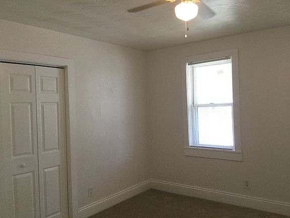 4th image of 211 W 27th St APT 1