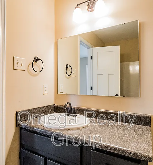 704 Cahaba Manor Dr — Photo 15