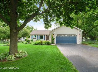 97 Leisure Ln, Oswego, IL 60543