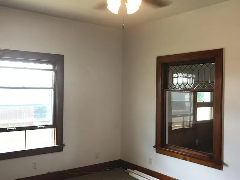247 N Main St — Photo 2
