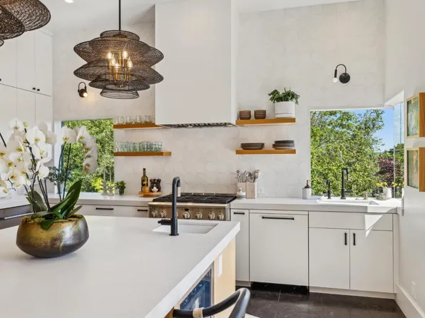 125 Bayview Dr, Mill Valley, CA 94941