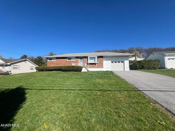 2220 Hixton Rd, Duncansville, PA 16635