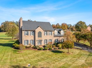 56 Savannah Ct, Daleville, VA 24083