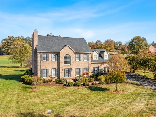 56 Savannah Ct, Daleville, VA 24083