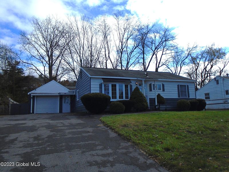 2nd image of 23 Jones Drive