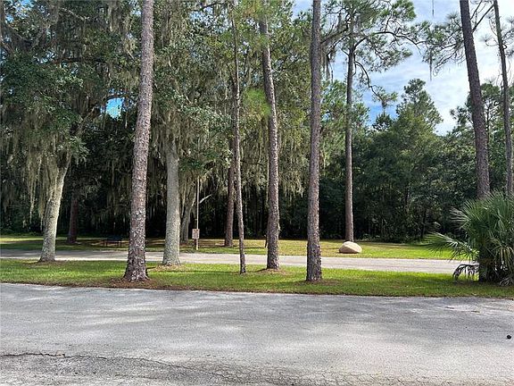 2nd image of 24202 Sandalwood Dr #202