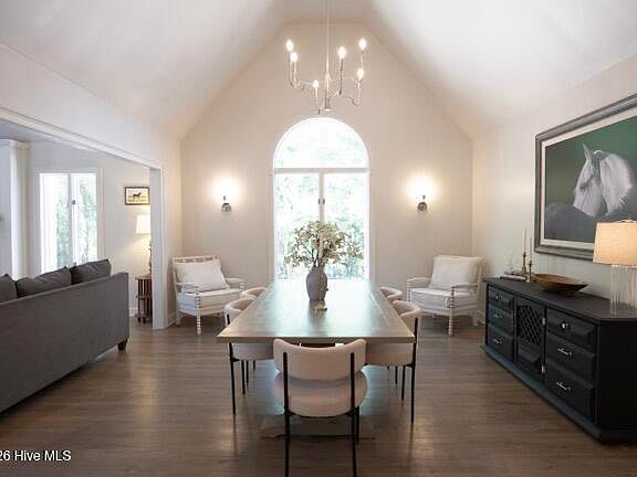 5th image of 3512 Augustus Road