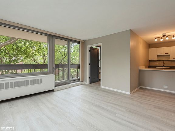 Open Kitchen