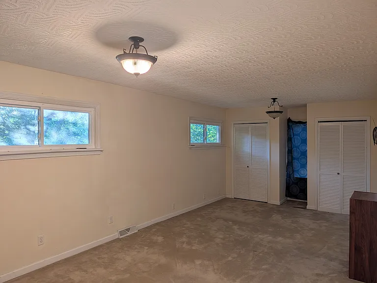 135 Smith Hl — Photo 12