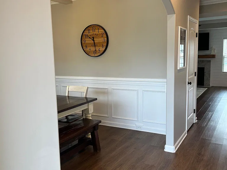 1529 Kestrel Dr — Photo 3