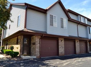 2035 S 102nd St, West Allis, WI 53227