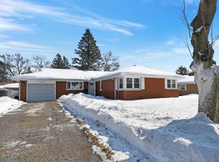 330 S Western Ave, Aurora, IL 60506