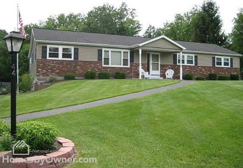 1st image of 44 Valencia Ln