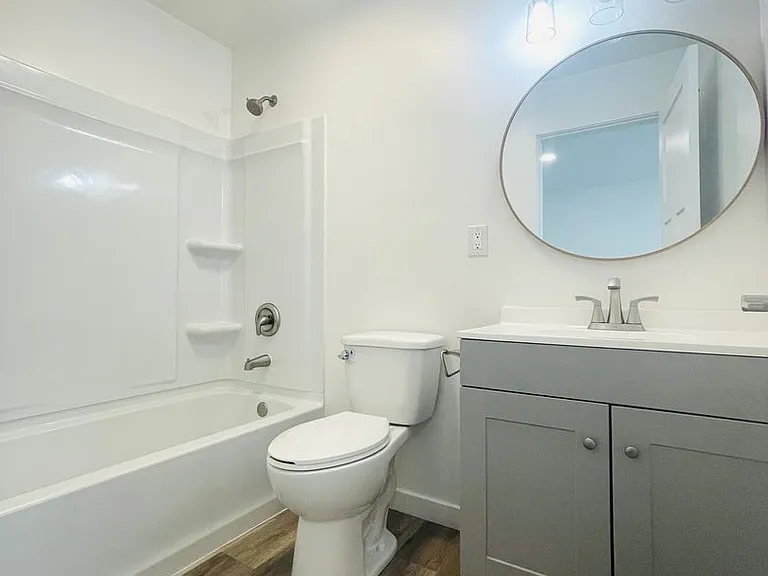 2938-2948 Lexington Dr — Photo 15