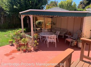 1525 Eastmoor Rd, Burlingame, CA 94010