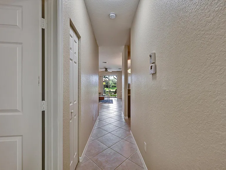 4870 Bonsai Cir #100 — Photo 27