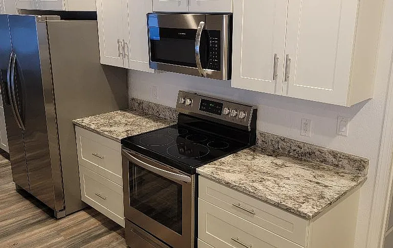 373 Scott Ln — Photo 17
