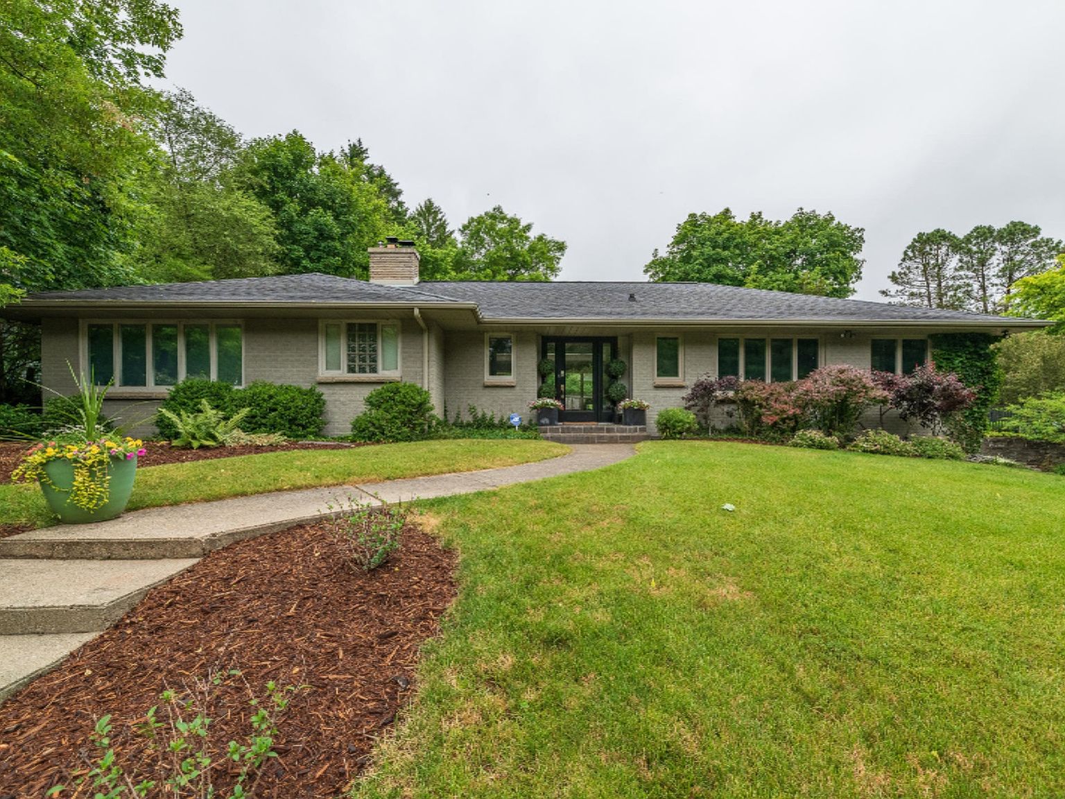 2804 Bronson Blvd, Kalamazoo, MI 49008 Zillow