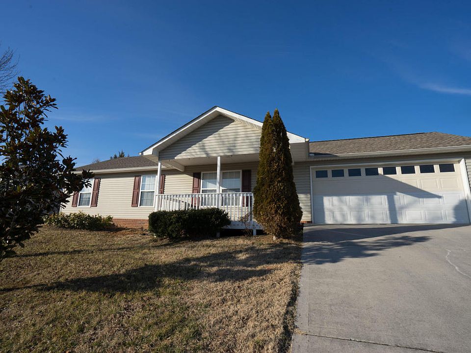 1st image of 2901 Diane Gayle Dr