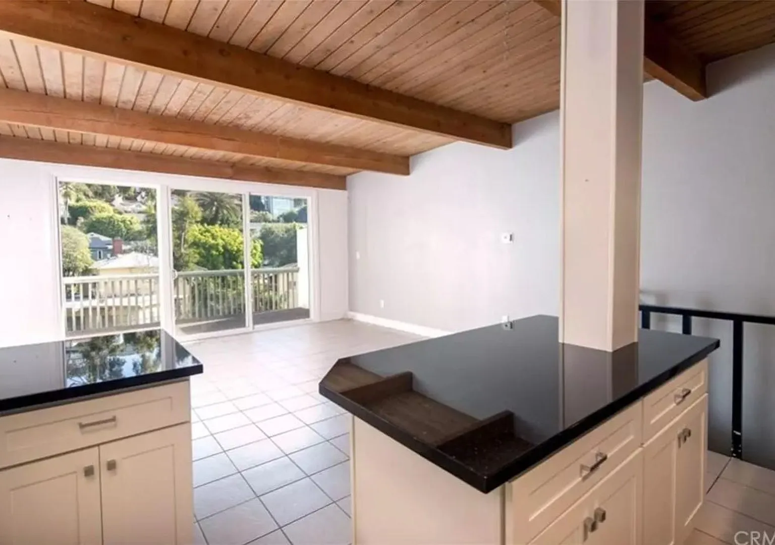 (four plex) 871 Park Avenue — Photo 4