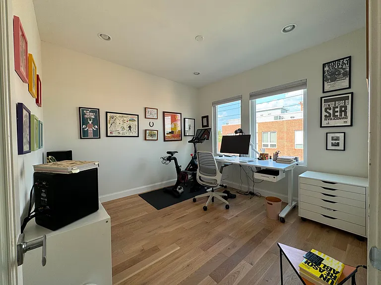 1314 Crease St — Photo 12