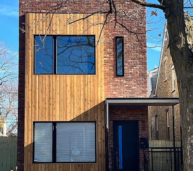 1st image of 905 N Saint Louis Ave