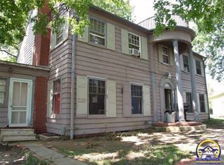 620 SW 9th St, Topeka, KS 66612