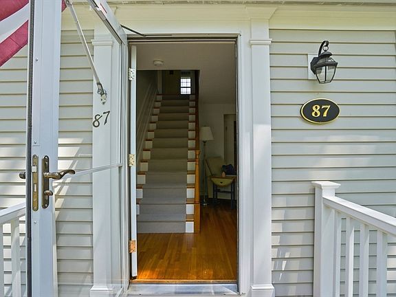 2nd image of 87 Franklin Rd #18