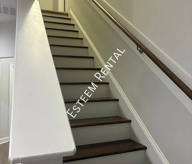 114 Wicklow Ct — Photo 9