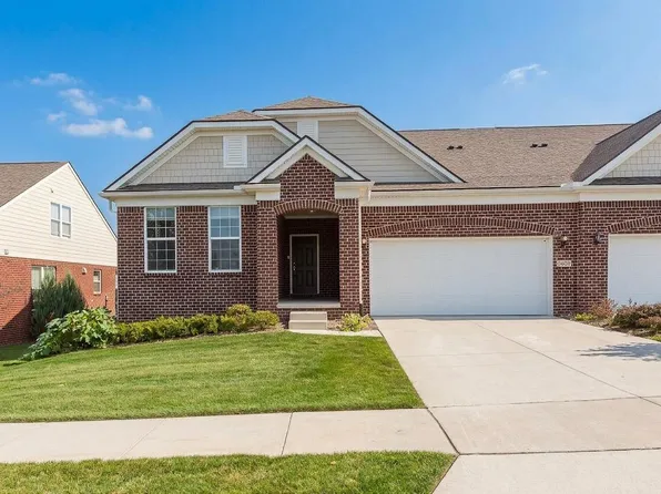 3490 Bella Vista Dr, Ann Arbor, MI 48108