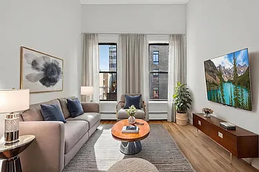 433 West 45th Street, #4C