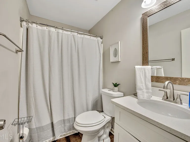 997 Brandon Hill Way — Photo 21