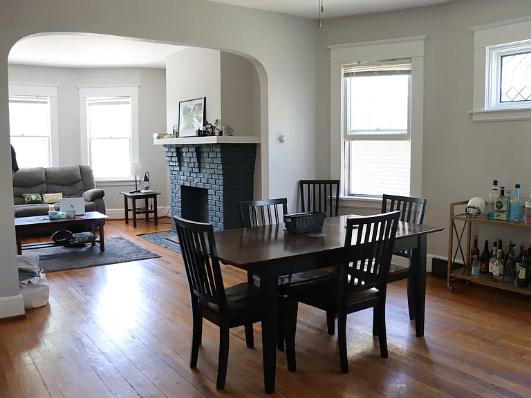 693 Linwood Ave #2 — Photo 3