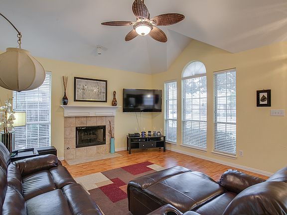 4th image of 1481 Saint Gallen Ln