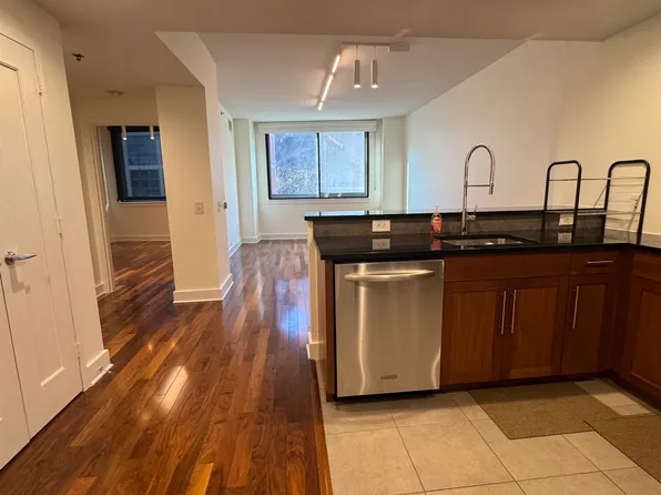 800 Jackson Street image 19 of 36