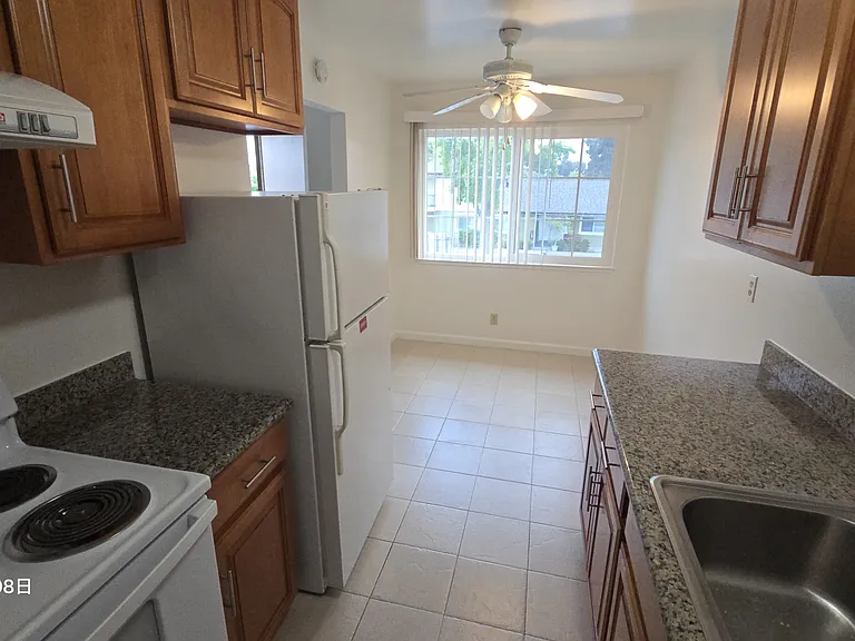 1192 Ayala Dr #4 — Photo 3