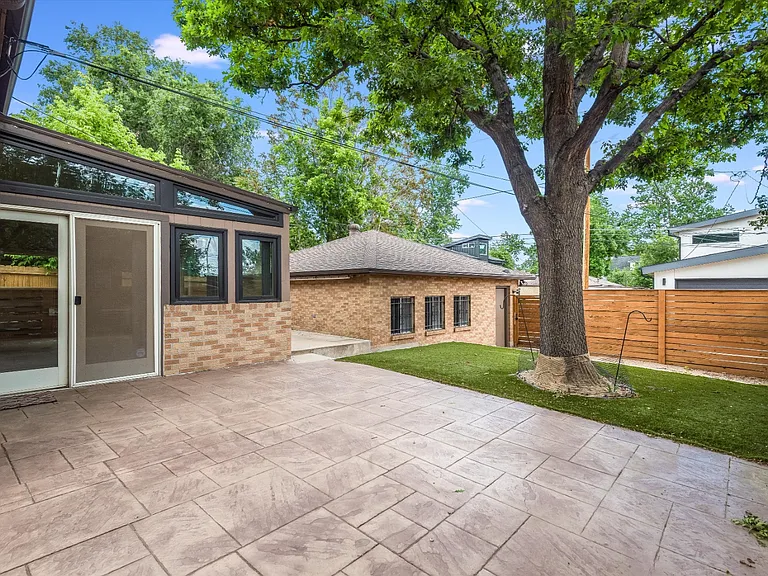 2516 Xavier St — Photo 34