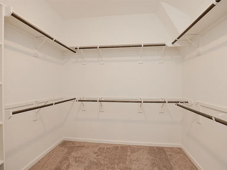 625 Royal Arch Dr — Photo 23