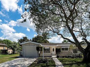 915 SW 50th Ter, Pompano Beach, FL 33068