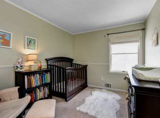 16 Everdale Rd, Randolph, NJ 07869