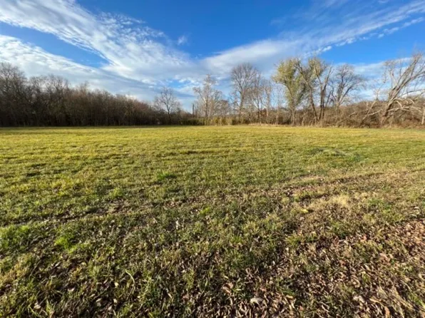 5950 Old Gallatin Rd, Adolphus, KY 42120