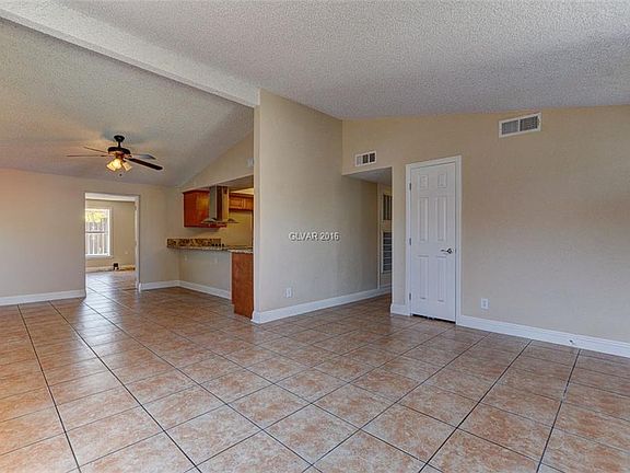 4th image of 2611 San Vincente Ct