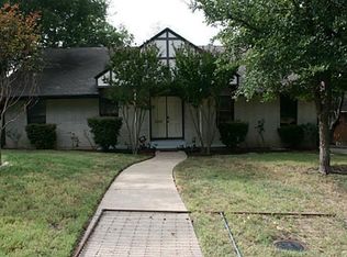 3241 Springwood Ln, Dallas, TX 75233