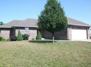 508 W Clover Ct, Nixa, MO 65714