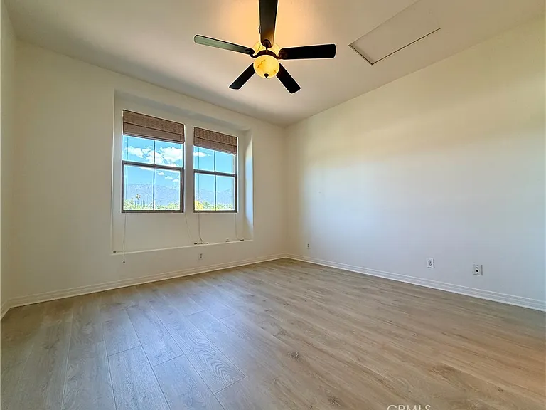 606 Asbury — Photo 20